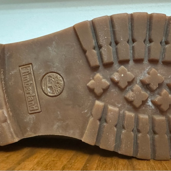 Timberland Junior Tan Leather Classic 6" Boots - Picture 9 of 10